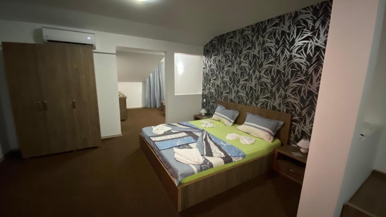 Casa Clau Cazare Orşova מראה חיצוני תמונה