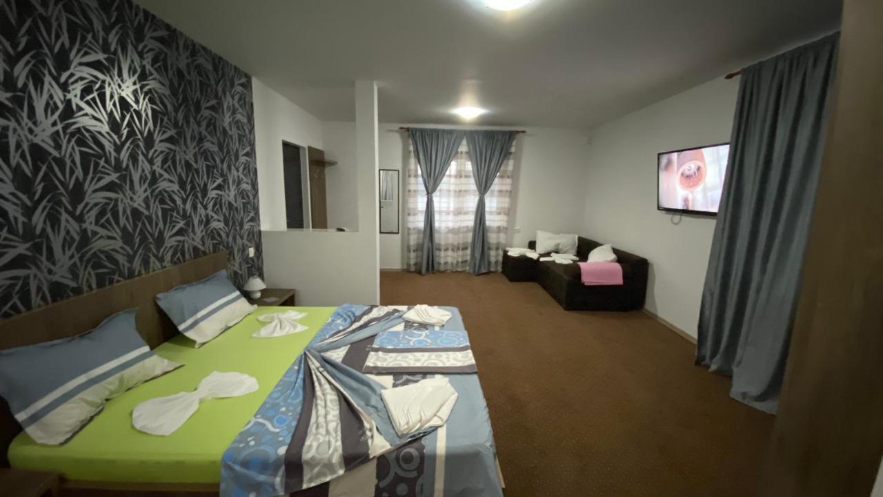 Casa Clau Cazare Orşova מראה חיצוני תמונה